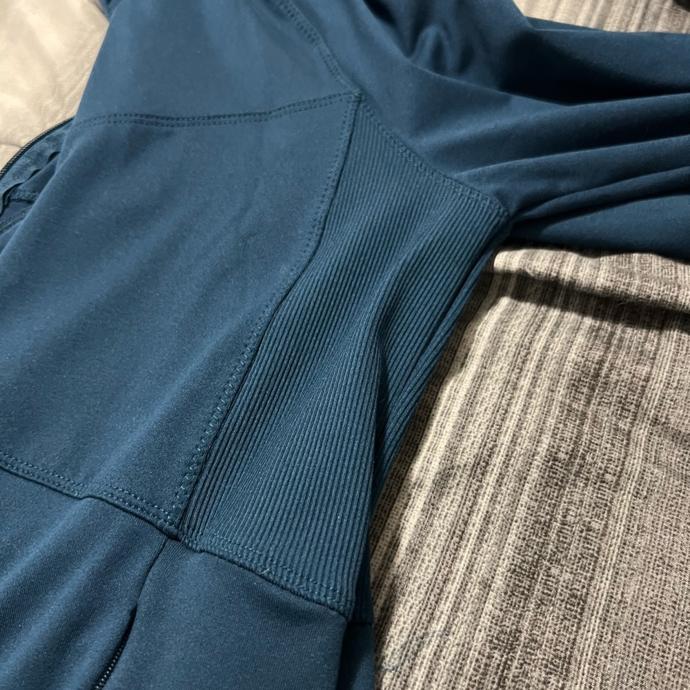 Blue Jacket - Picture 6 of 6